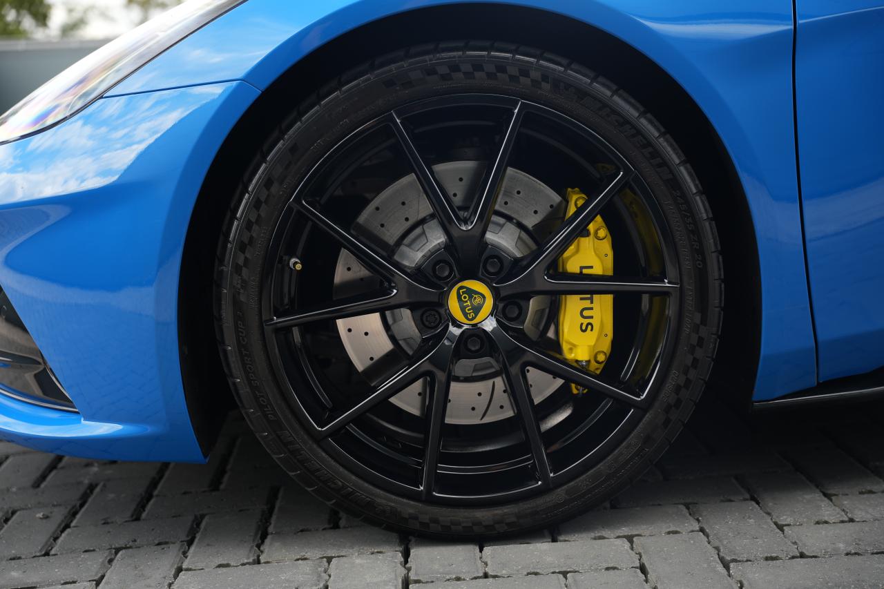 2022 Lotus Emira