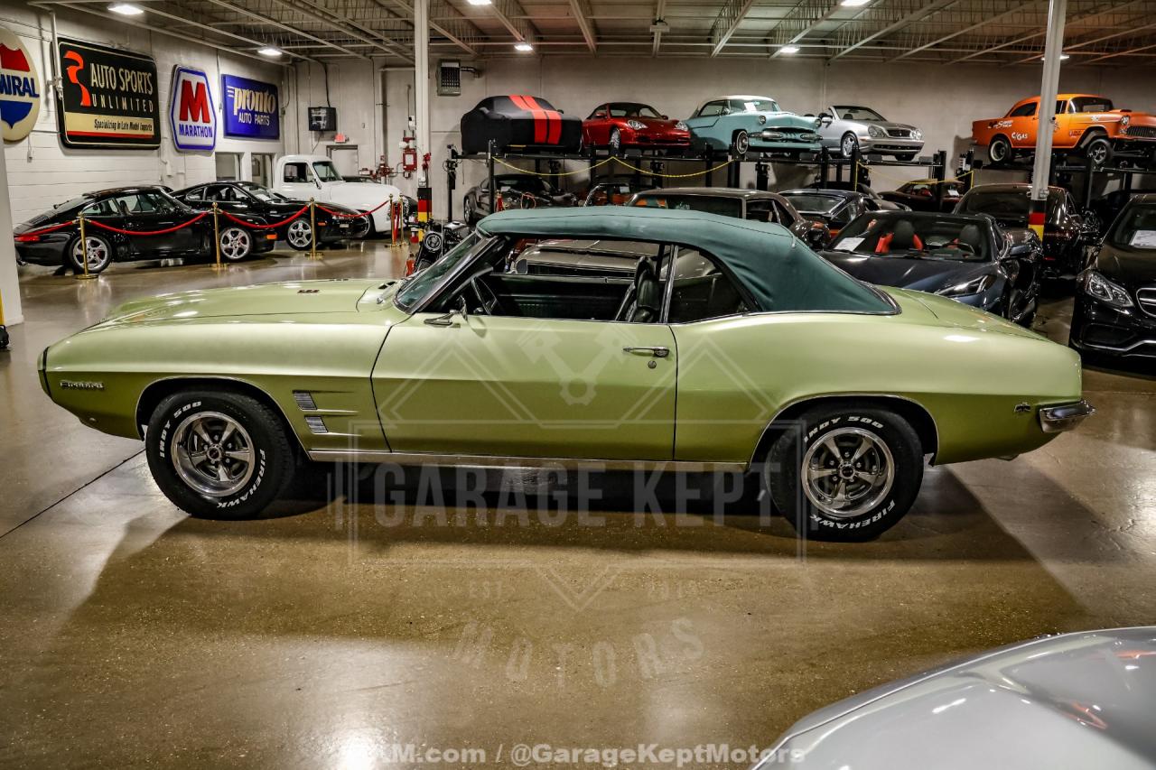 1969 Pontiac Firebird