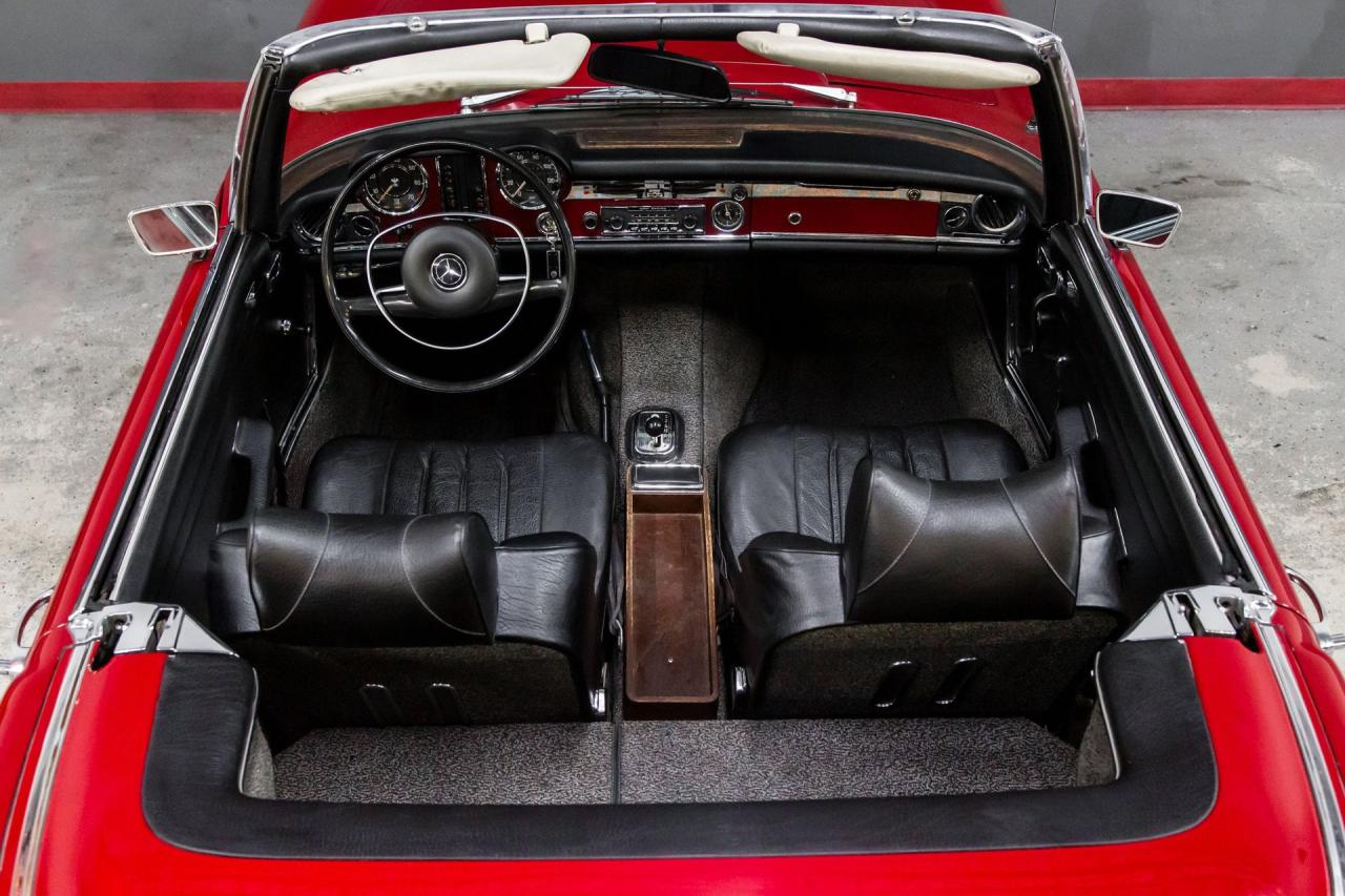 1970 Mercedes - Benz 280 SL Pagoda