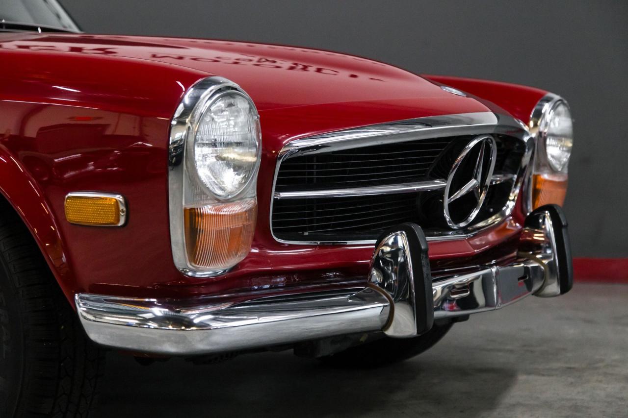 1970 Mercedes - Benz 280 SL Pagoda