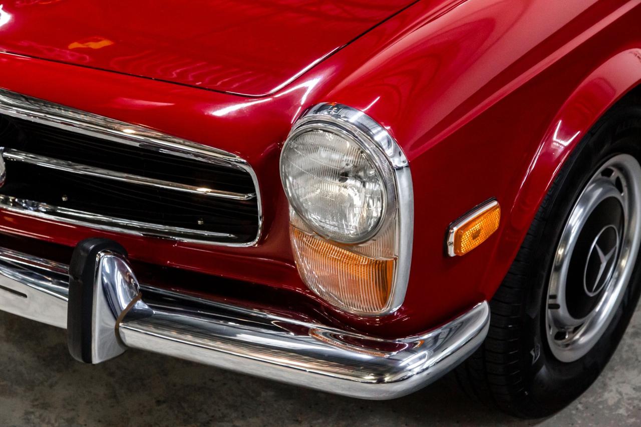 1970 Mercedes - Benz 280 SL Pagoda