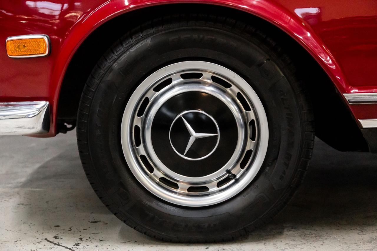 1970 Mercedes - Benz 280 SL Pagoda