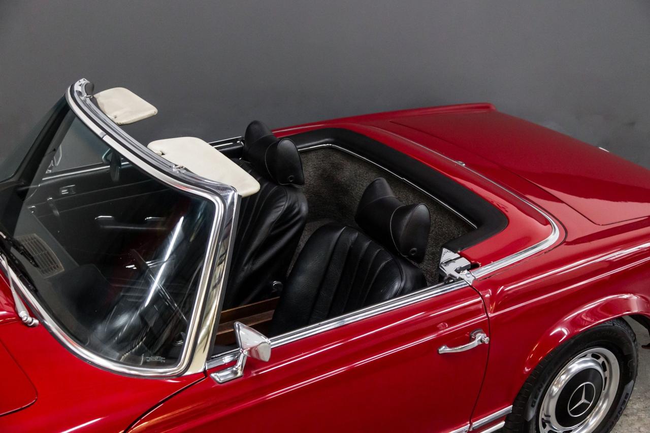 1970 Mercedes - Benz 280 SL Pagoda