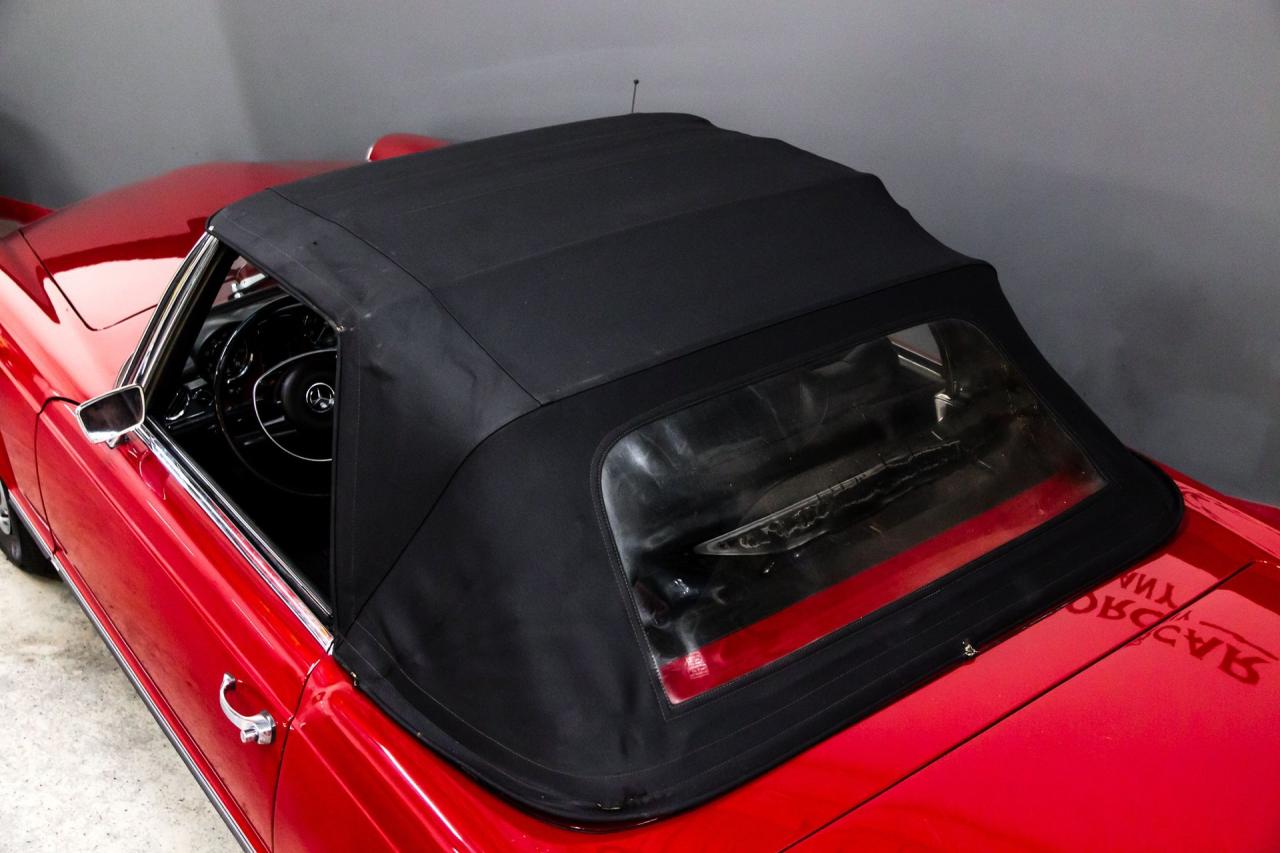 1970 Mercedes - Benz 280 SL Pagoda