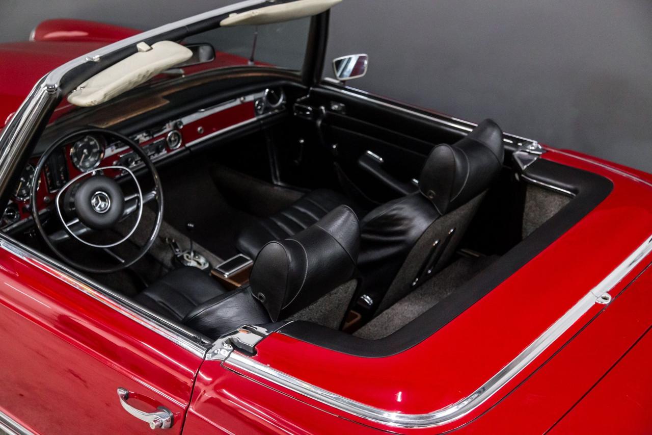 1970 Mercedes - Benz 280 SL Pagoda