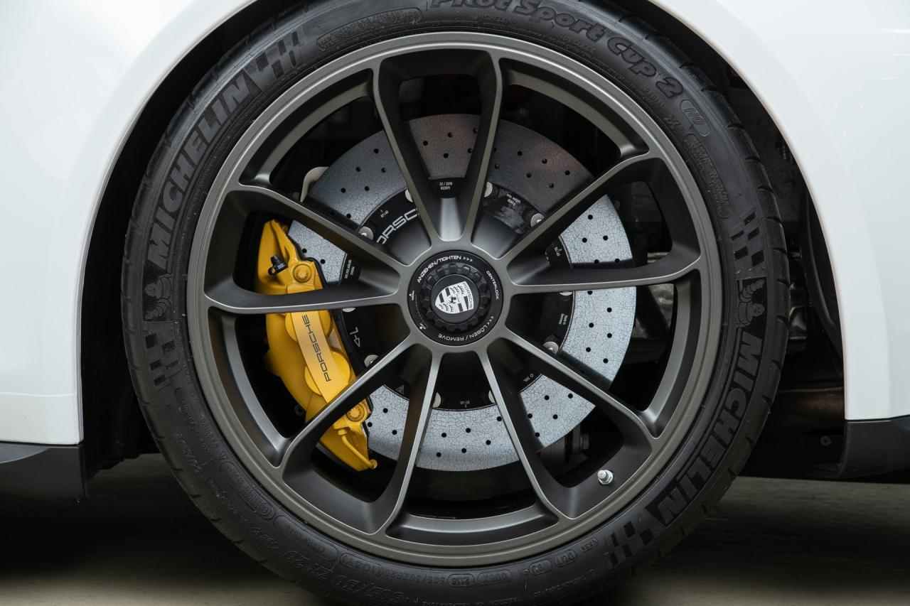 2016 Porsche 911R