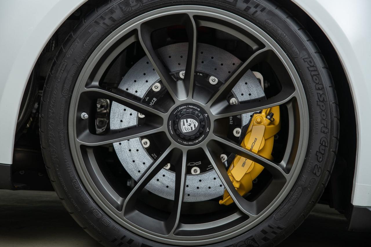 2016 Porsche 911R