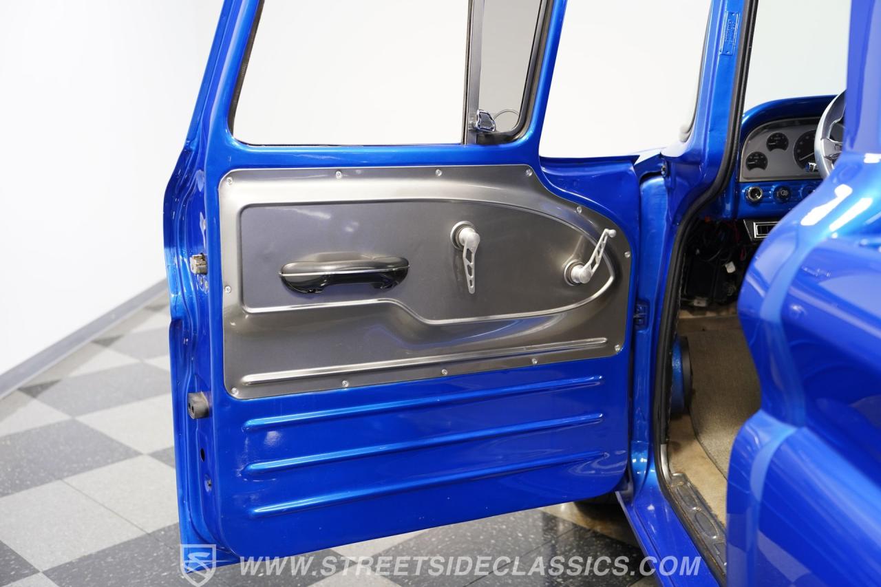 1963 Chevrolet C10 Fleetside Restomod