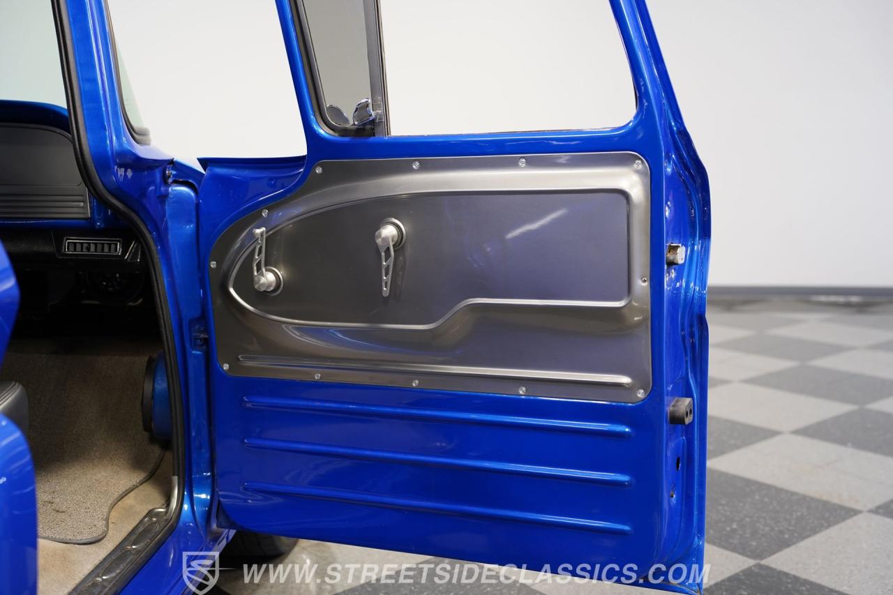 1963 Chevrolet C10 Fleetside Restomod