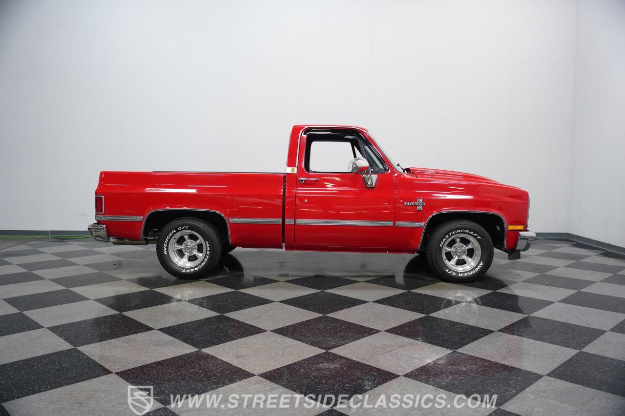 1986 Chevrolet C10 LS Restomod