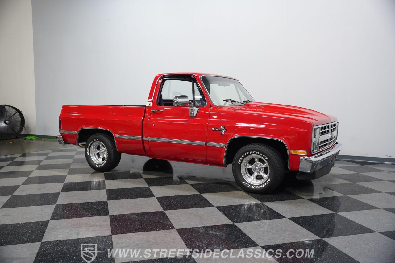1986 Chevrolet C10 LS Restomod