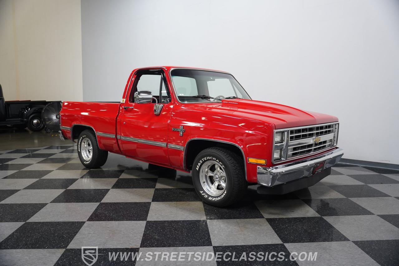 1986 Chevrolet C10 LS Restomod