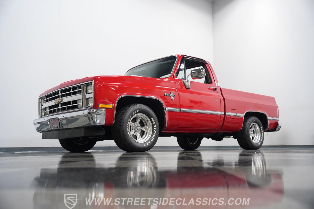 1986 Chevrolet C10 LS Restomod