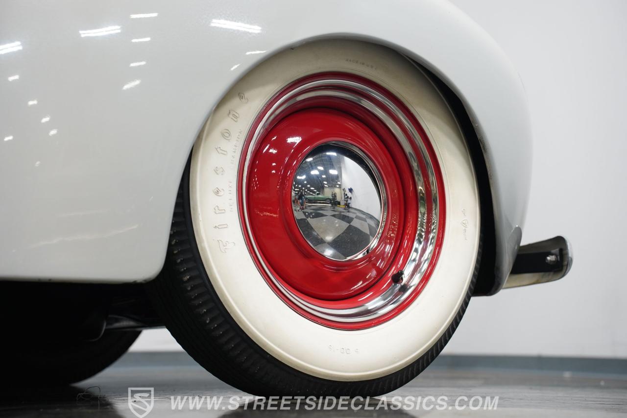 1940 Ford 5-Window Coupe