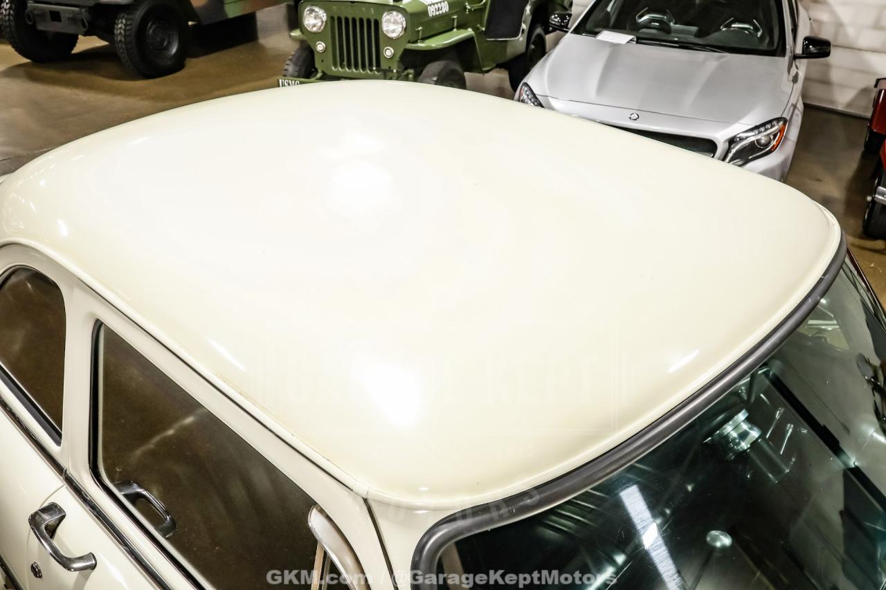 1954 Ford Crestline Skyliner