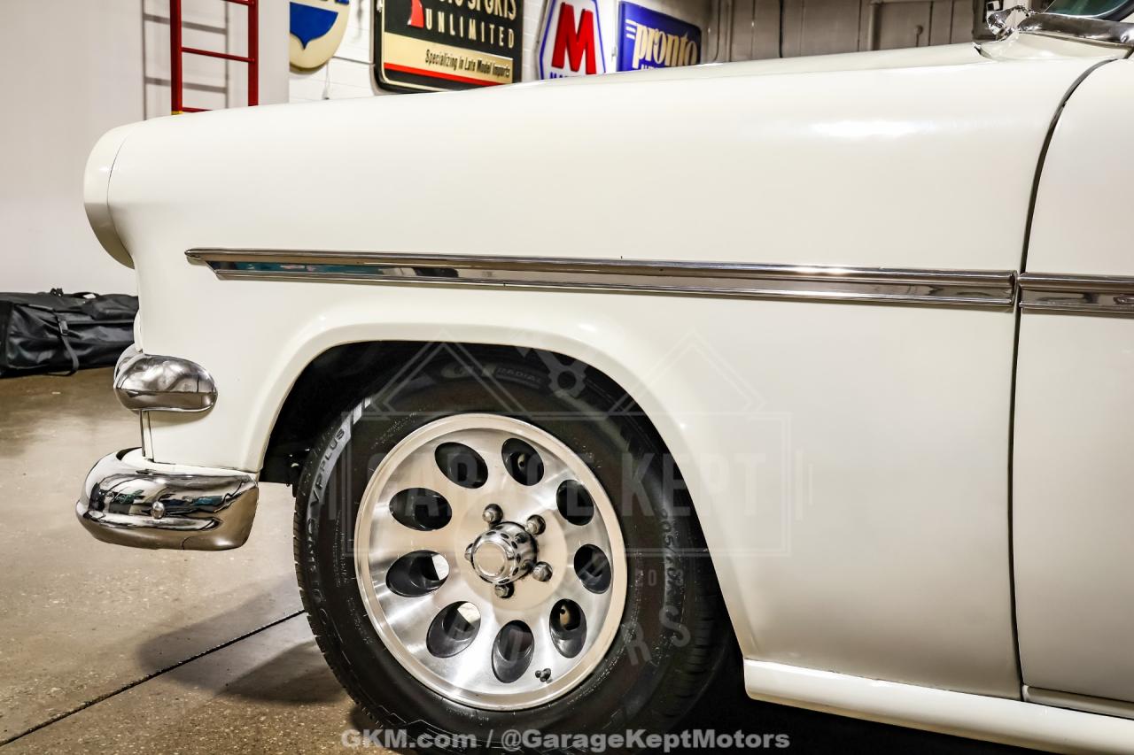 1954 Ford Crestline Skyliner