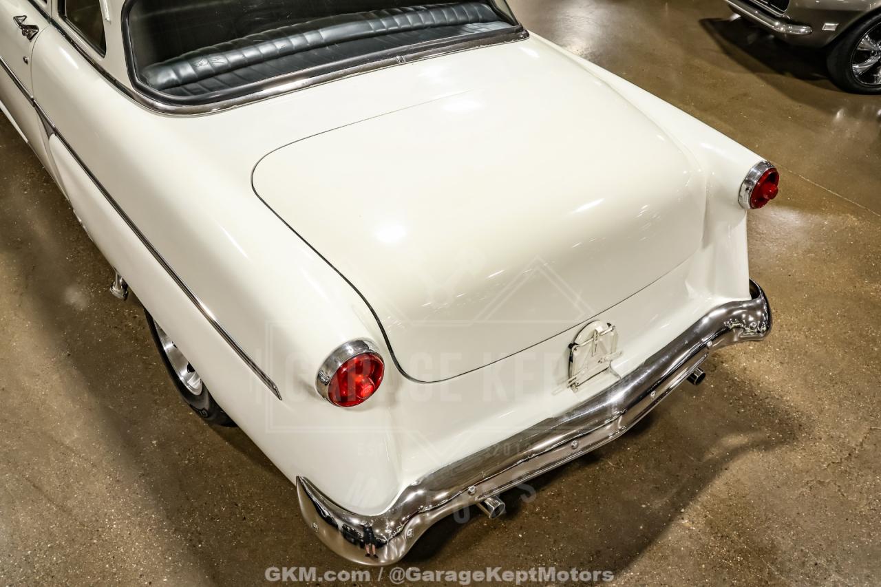 1954 Ford Crestline Skyliner