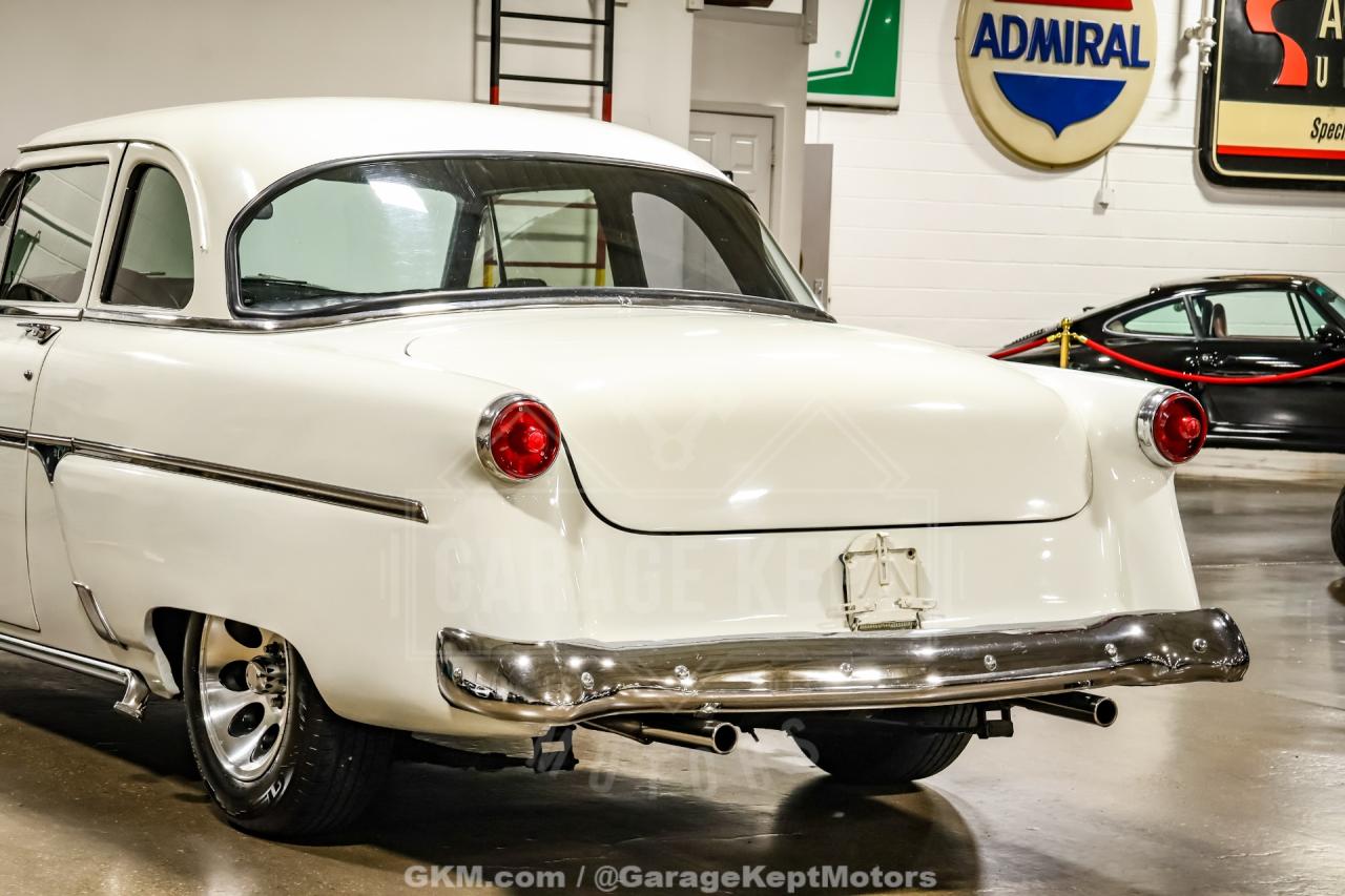 1954 Ford Crestline Skyliner