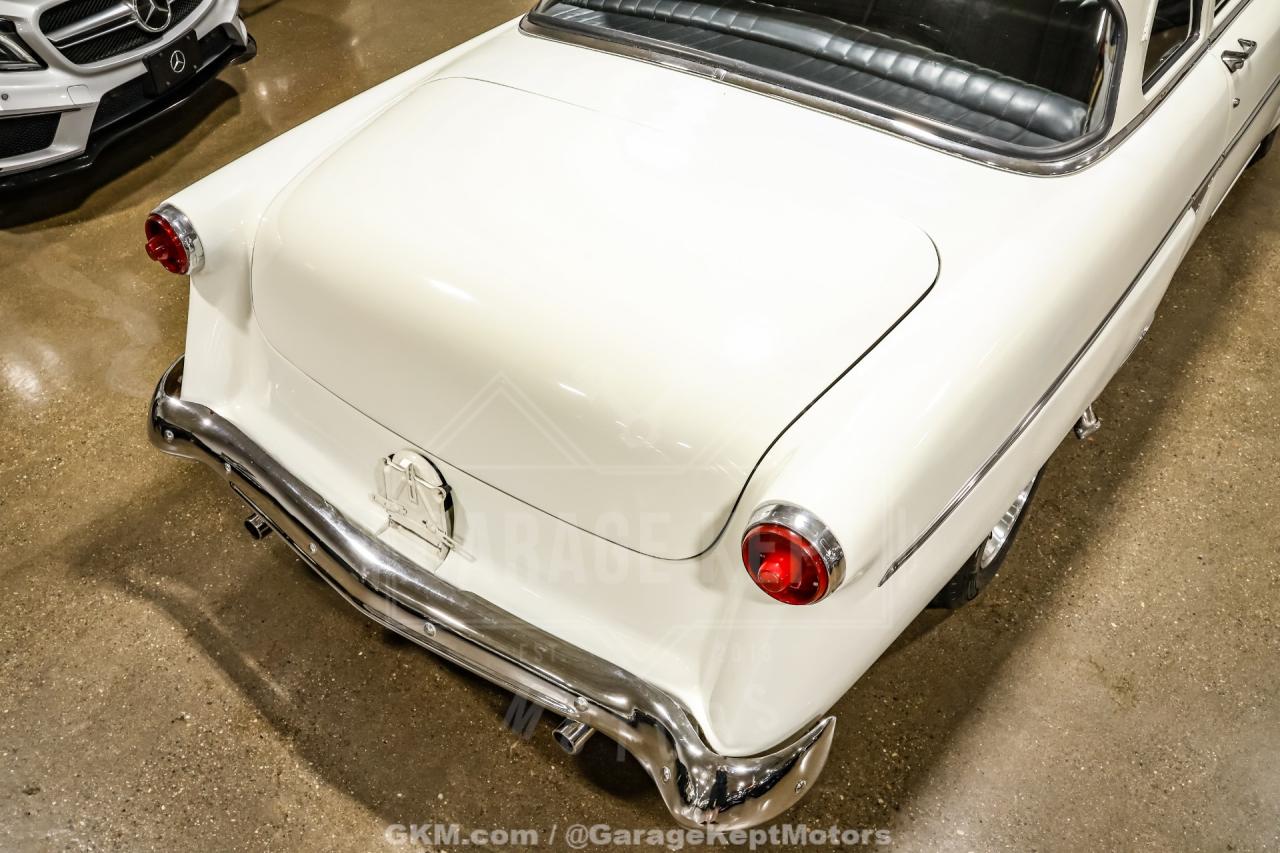 1954 Ford Crestline Skyliner