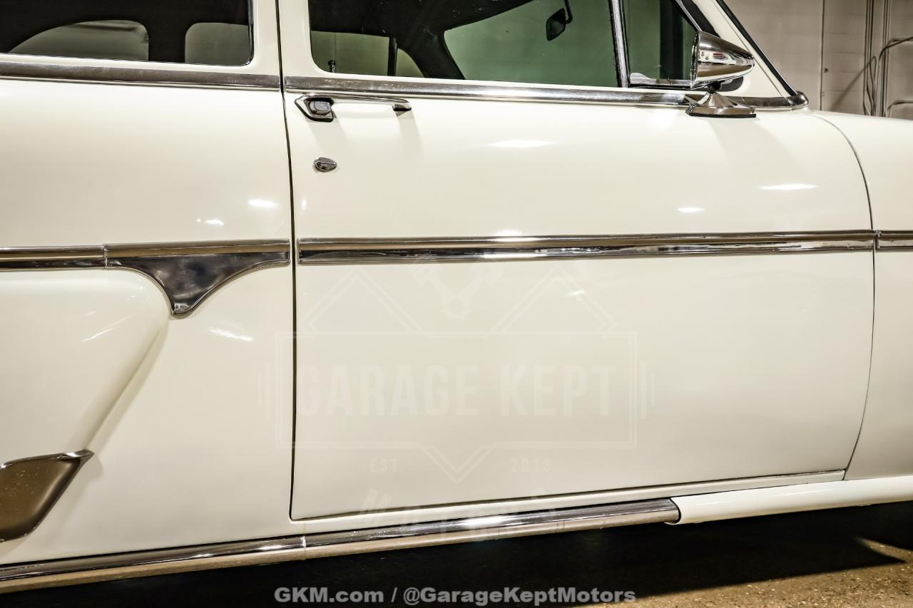 1954 Ford Crestline Skyliner