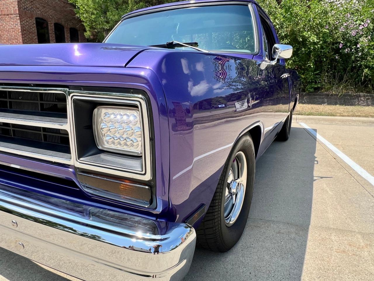 1987 Dodge D100