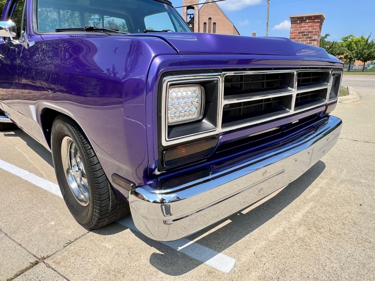1987 Dodge D100
