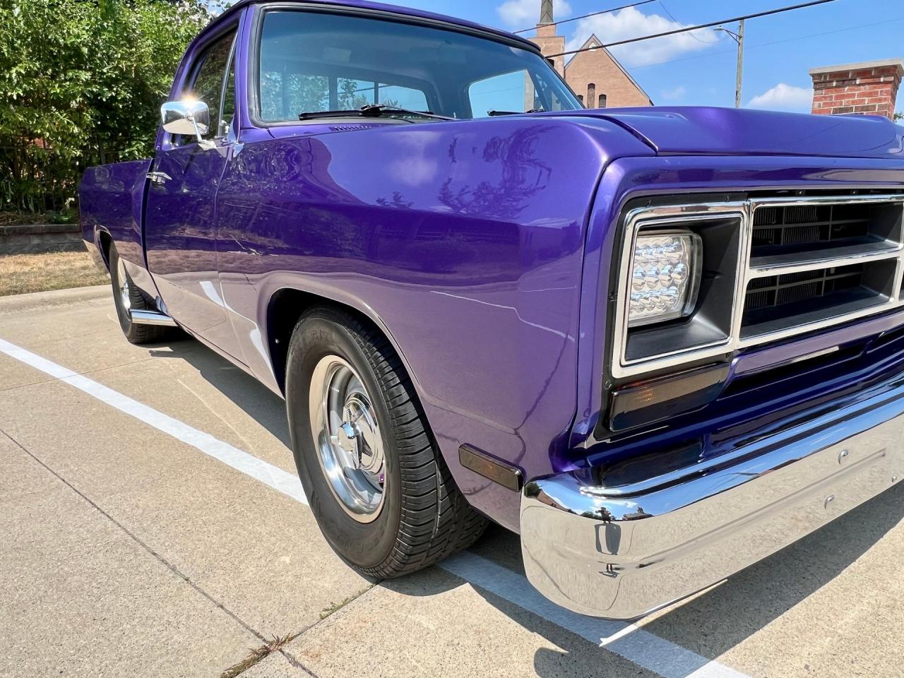 1987 Dodge D100