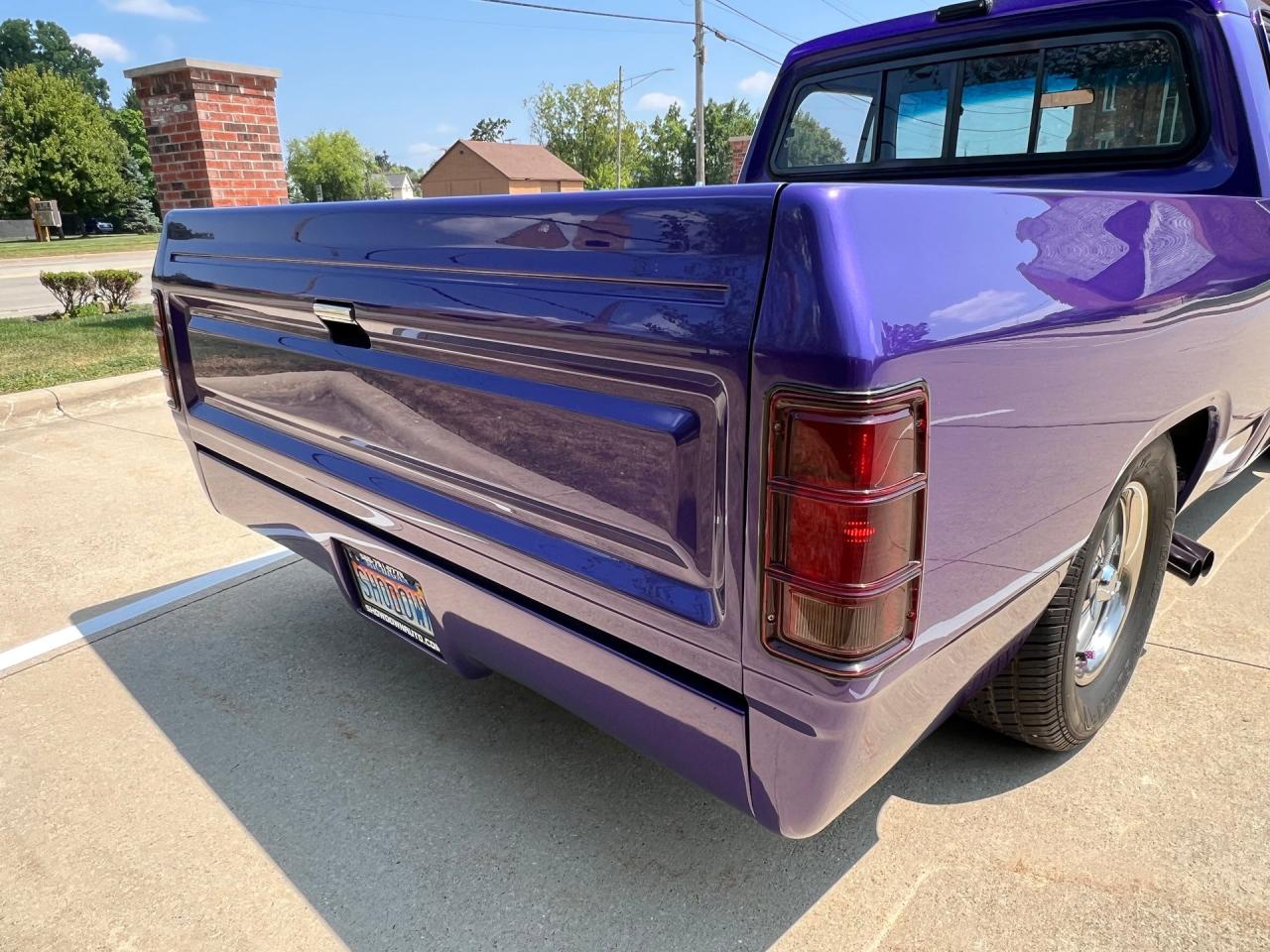 1987 Dodge D100
