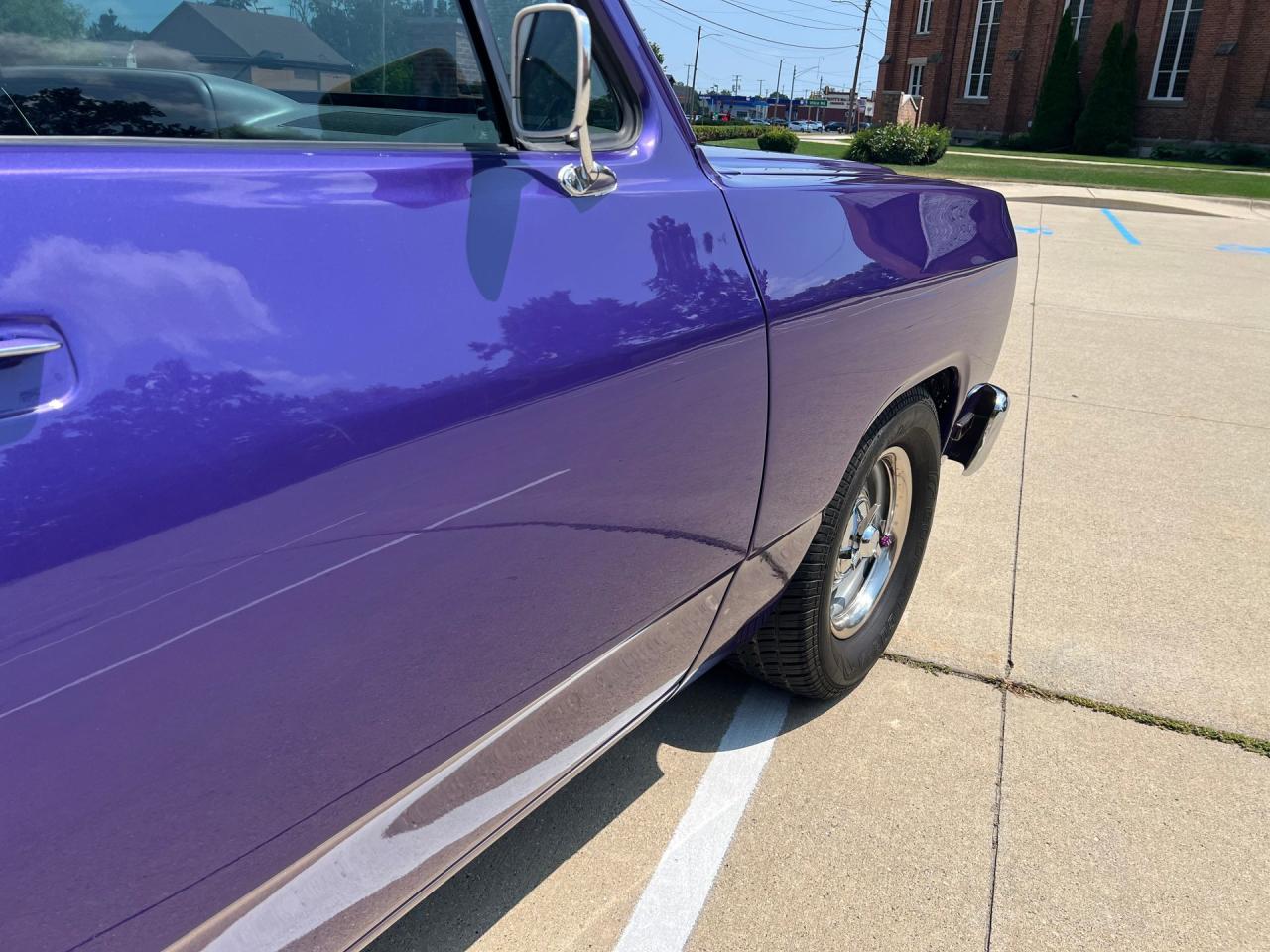 1987 Dodge D100