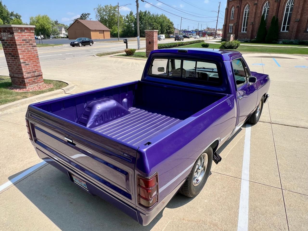 1987 Dodge D100
