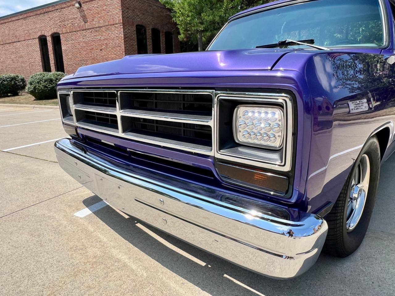 1987 Dodge D100