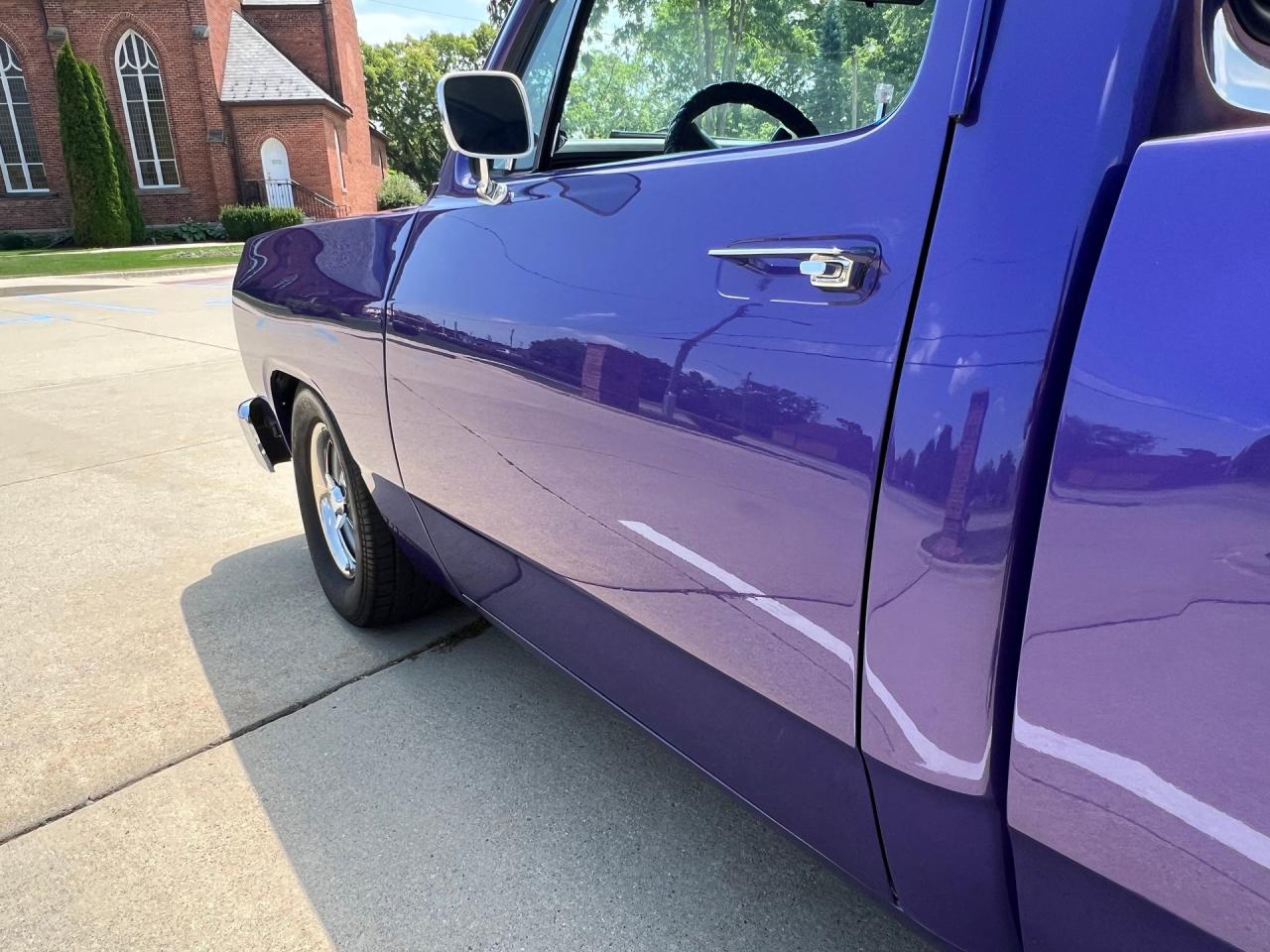 1987 Dodge D100