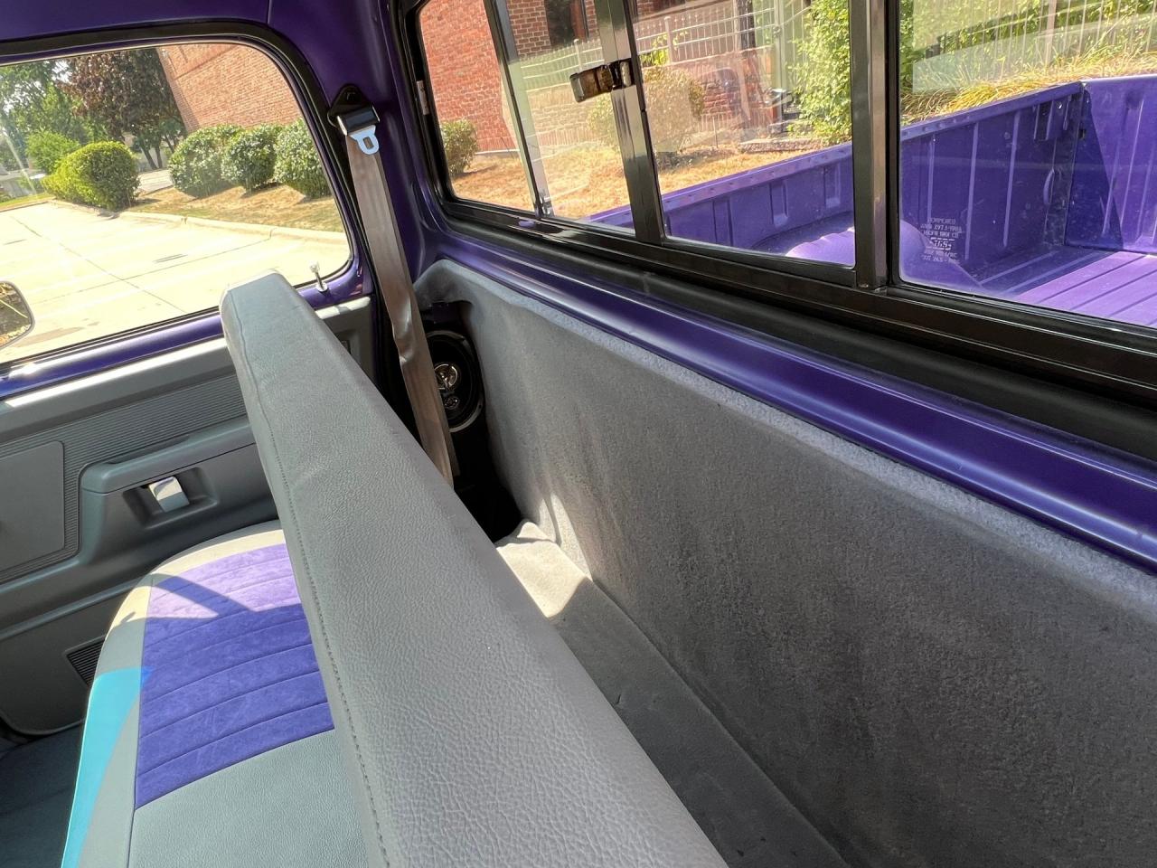 1987 Dodge D100