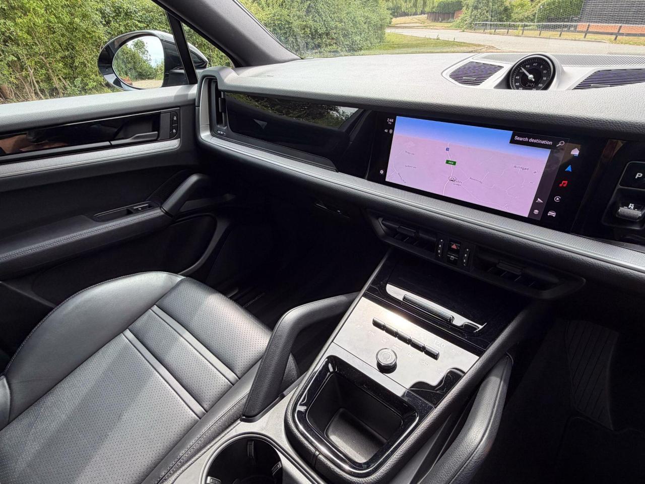 2024 Porsche 3.0 V6 E-Hybrid 25.9kWh TiptronicS 4WD Euro 6 (s/s) 5dr