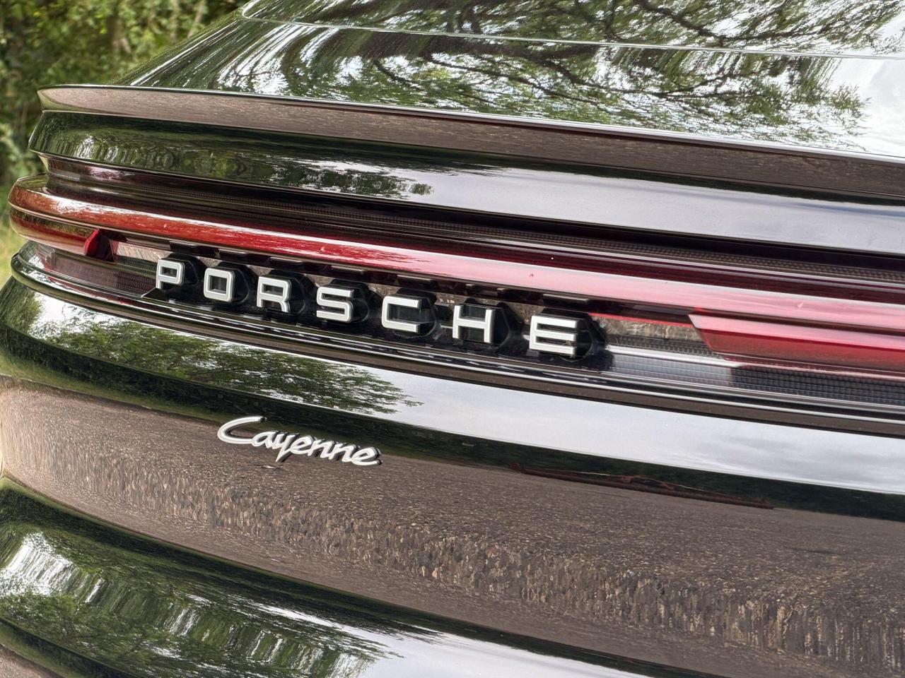 2024 Porsche 3.0 V6 E-Hybrid 25.9kWh TiptronicS 4WD Euro 6 (s/s) 5dr