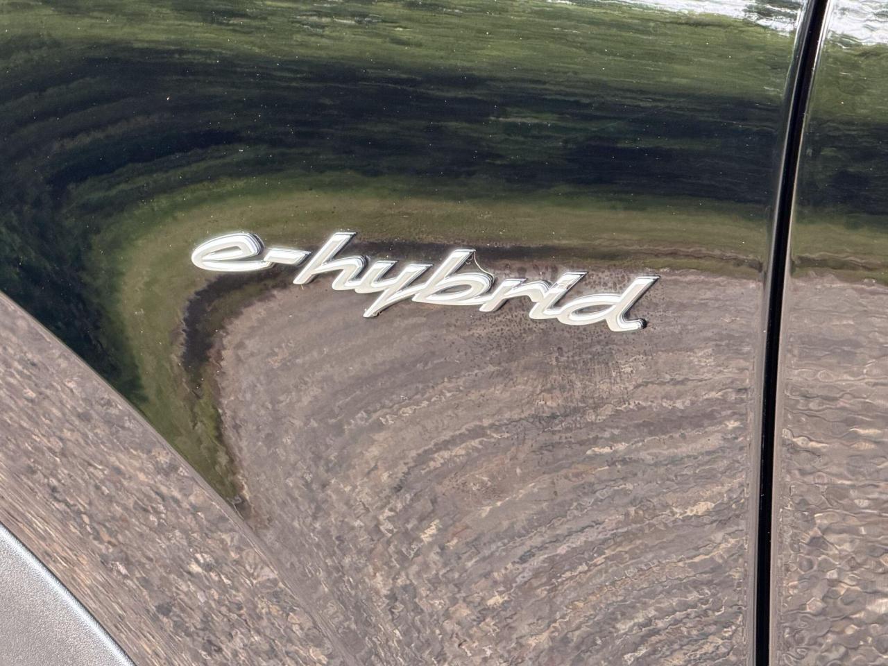 2024 Porsche 3.0 V6 E-Hybrid 25.9kWh TiptronicS 4WD Euro 6 (s/s) 5dr