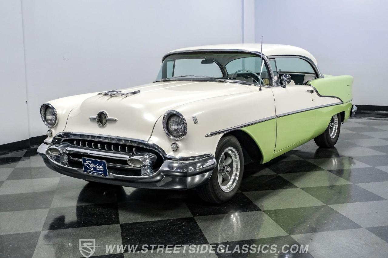 1955 Oldsmobile Deluxe 88 Holiday Coupe