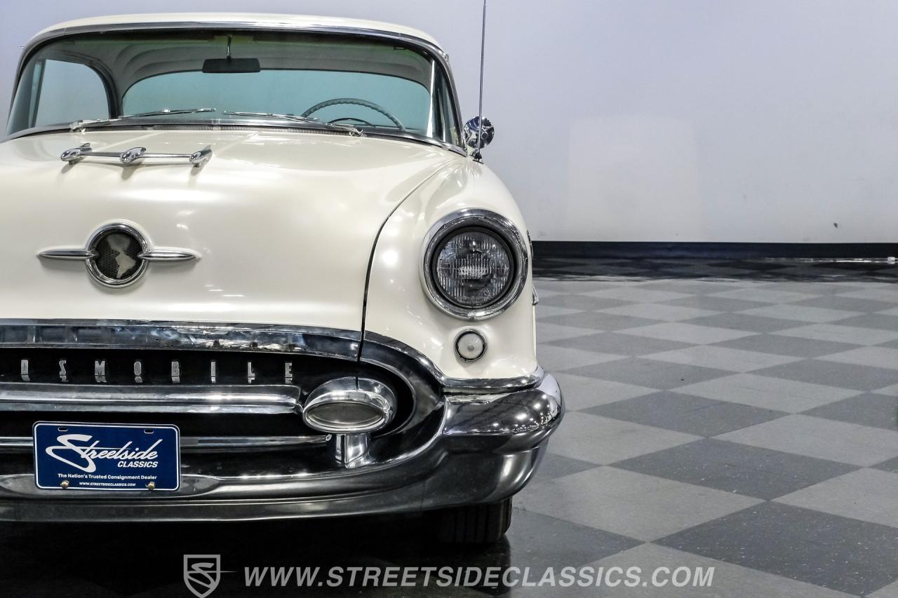 1955 Oldsmobile Deluxe 88 Holiday Coupe