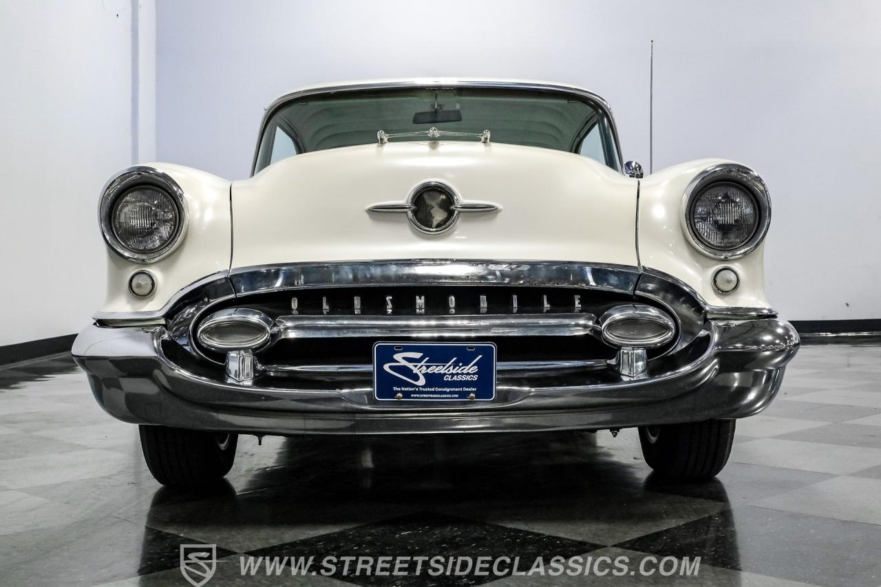 1955 Oldsmobile Deluxe 88 Holiday Coupe