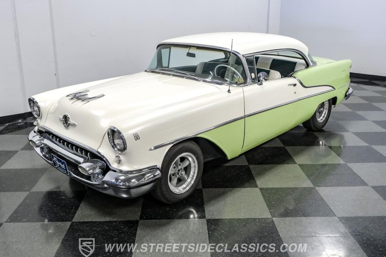 1955 Oldsmobile Deluxe 88 Holiday Coupe