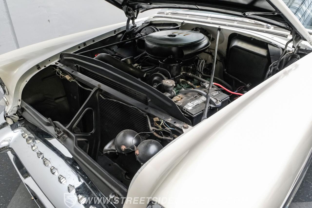 1955 Oldsmobile Deluxe 88 Holiday Coupe