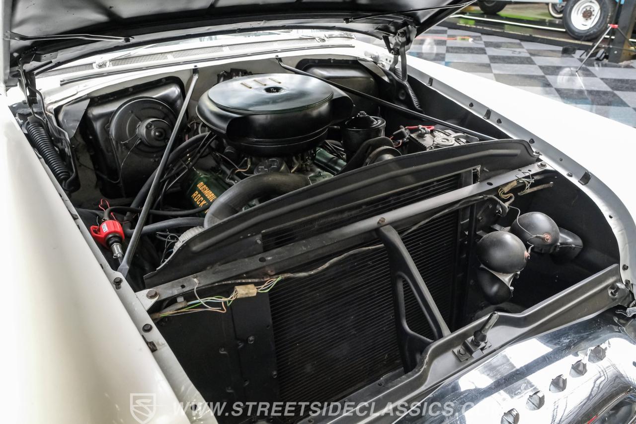 1955 Oldsmobile Deluxe 88 Holiday Coupe
