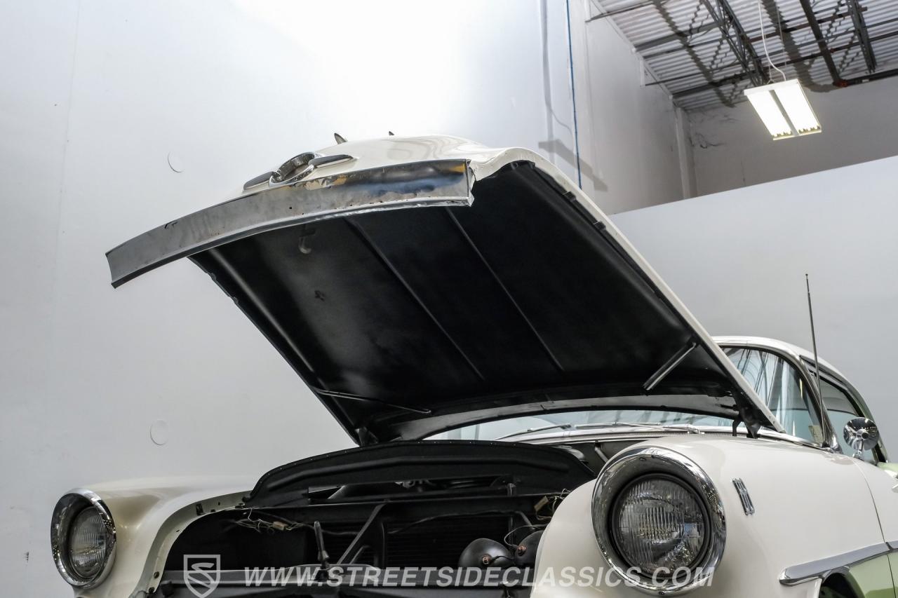 1955 Oldsmobile Deluxe 88 Holiday Coupe