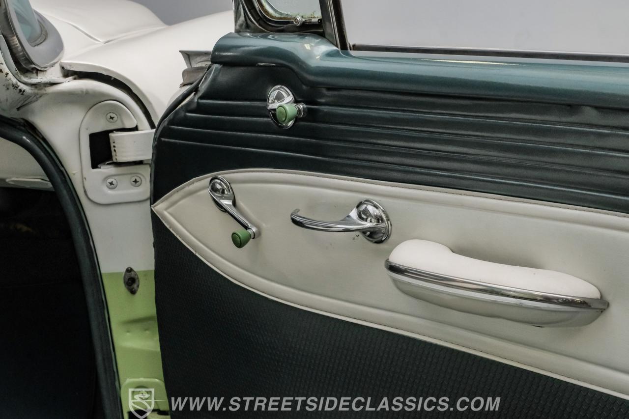 1955 Oldsmobile Deluxe 88 Holiday Coupe