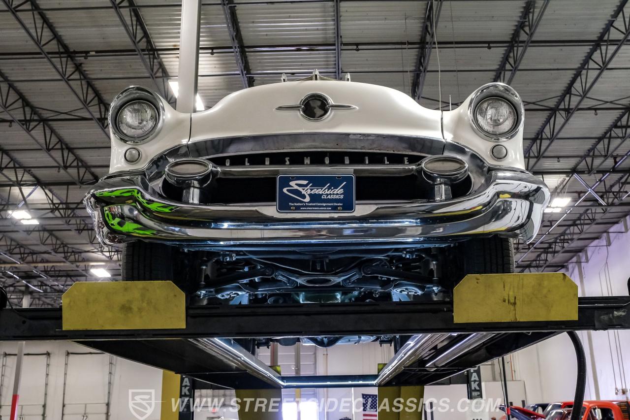 1955 Oldsmobile Deluxe 88 Holiday Coupe