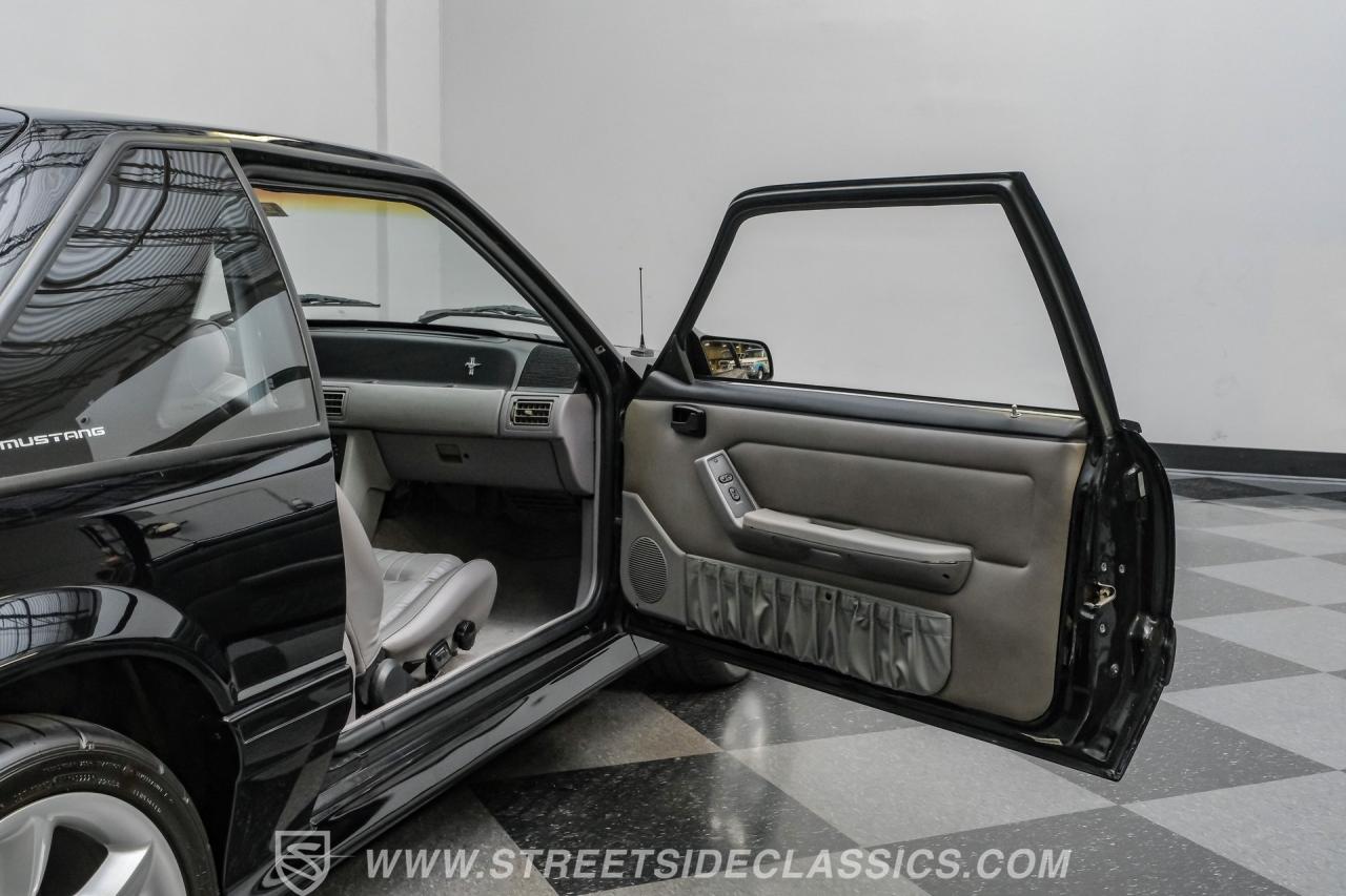 1993 Ford Mustang SVT Cobra