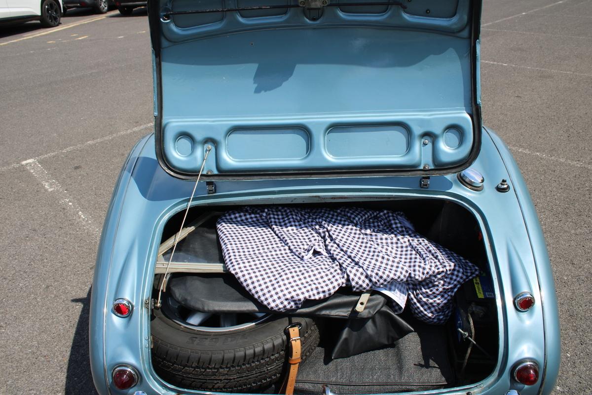 1957 Austin HEALEY 100/6