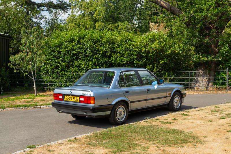 1990 BMW 325i