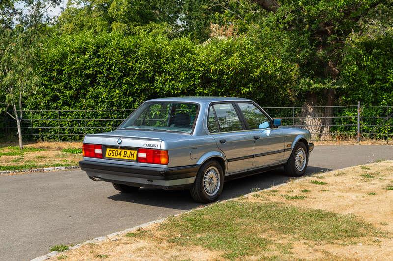 1990 BMW 325i