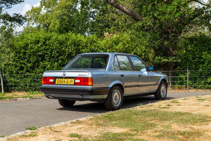 1990 BMW 325i